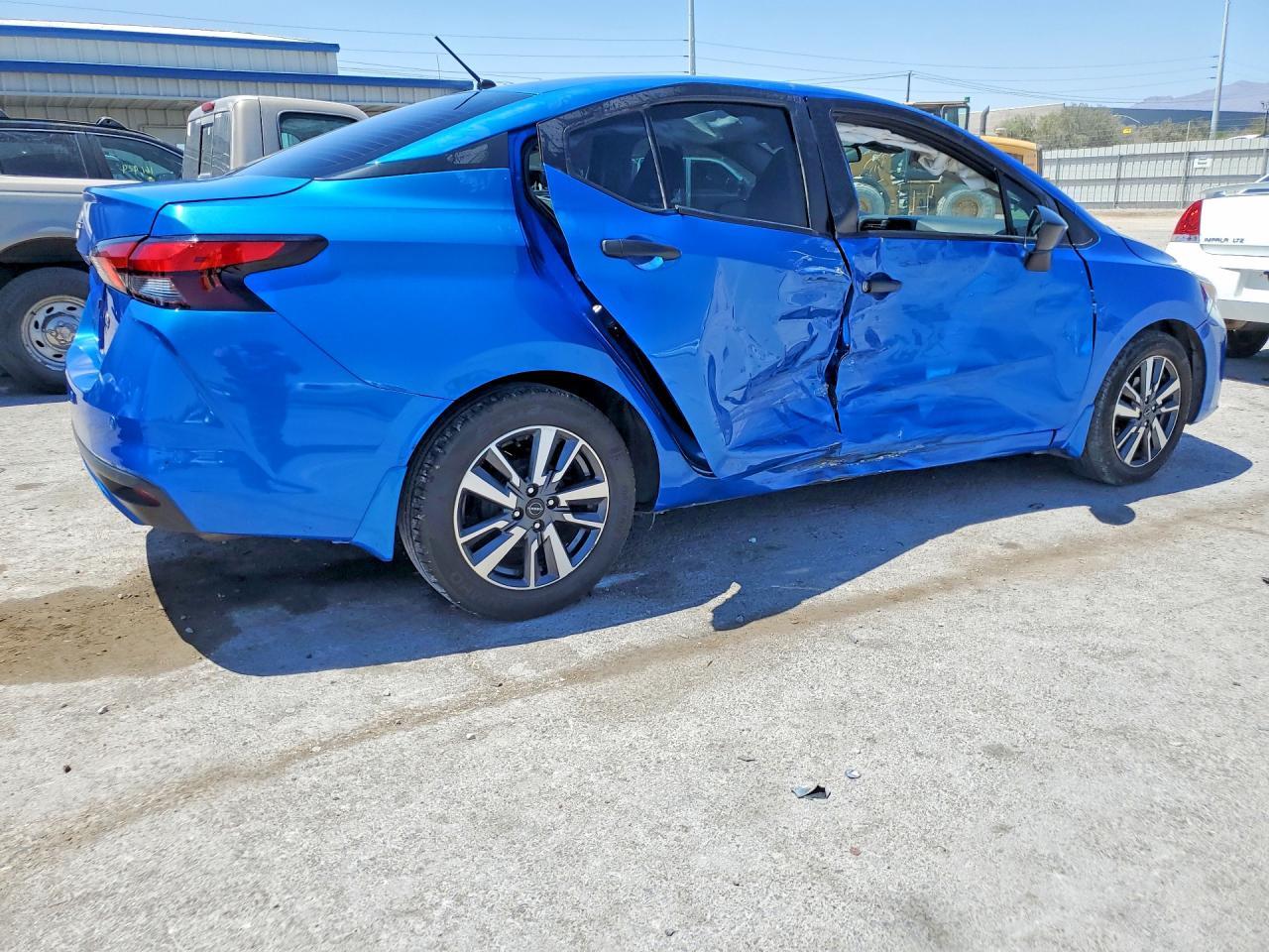 2024 Nissan Versa S - Фото 3