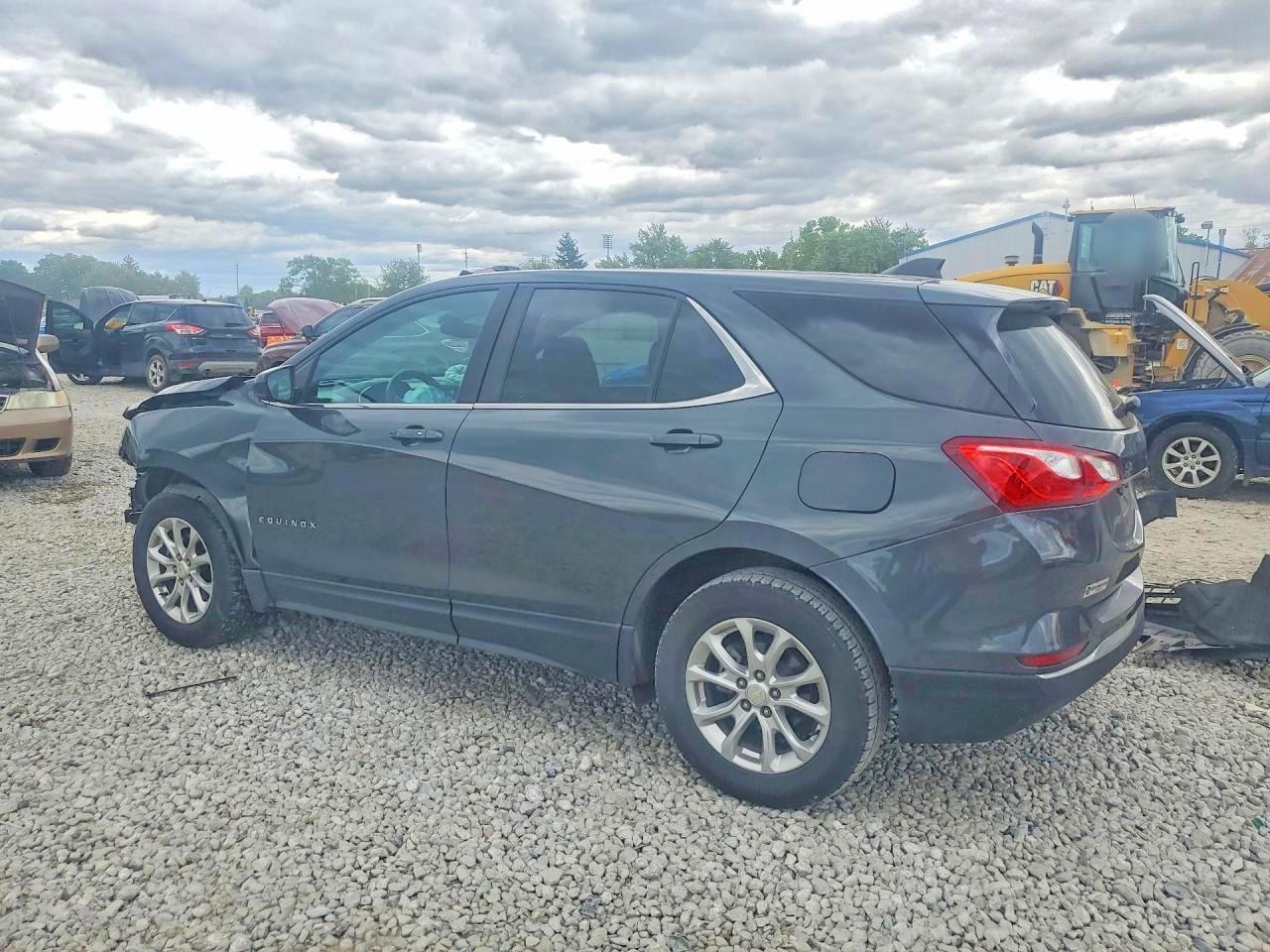 2021 Chevrolet Equinox Lt - Фото 2