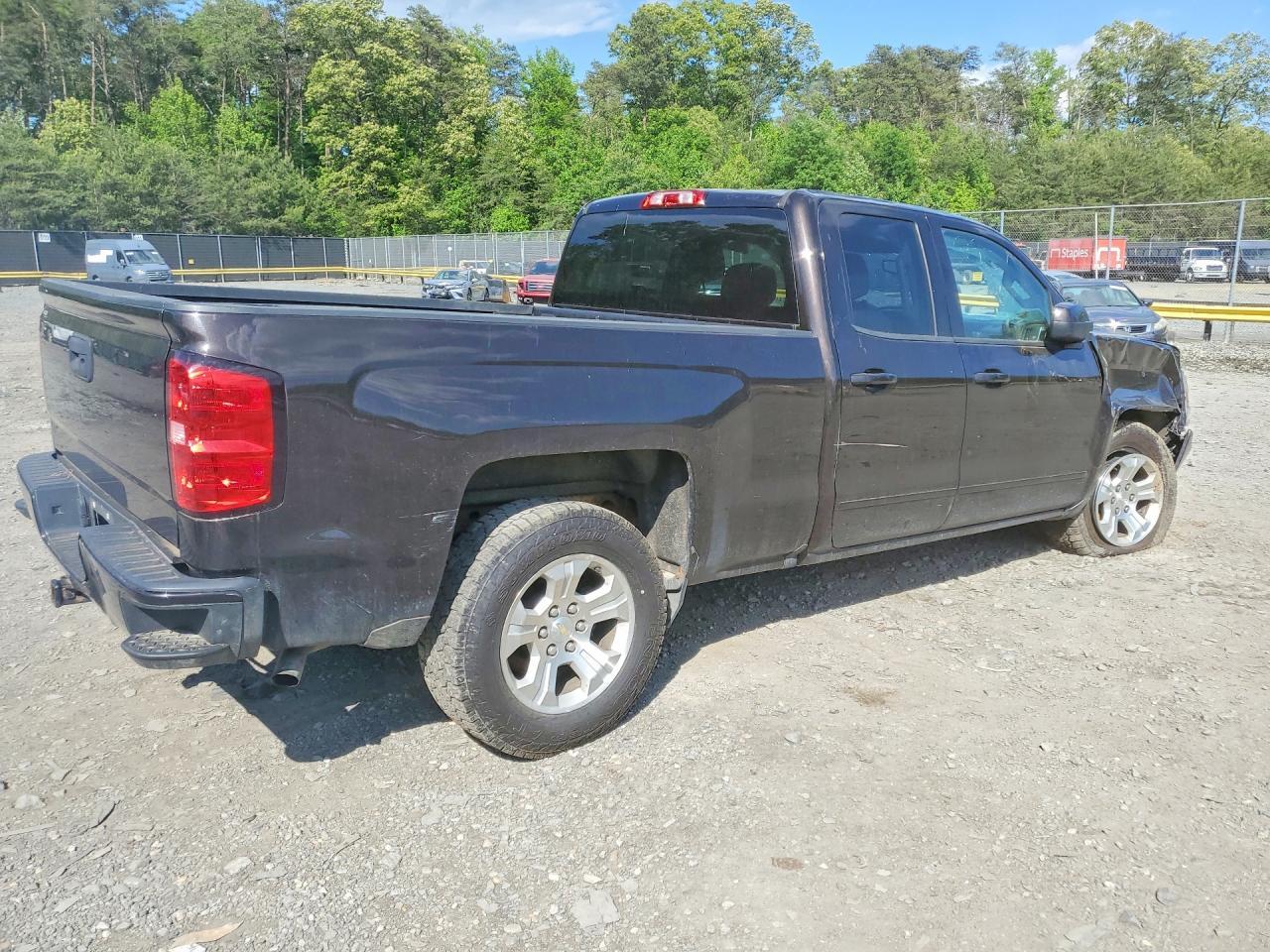 2018 Chevrolet 1500 Z71 - Image 3