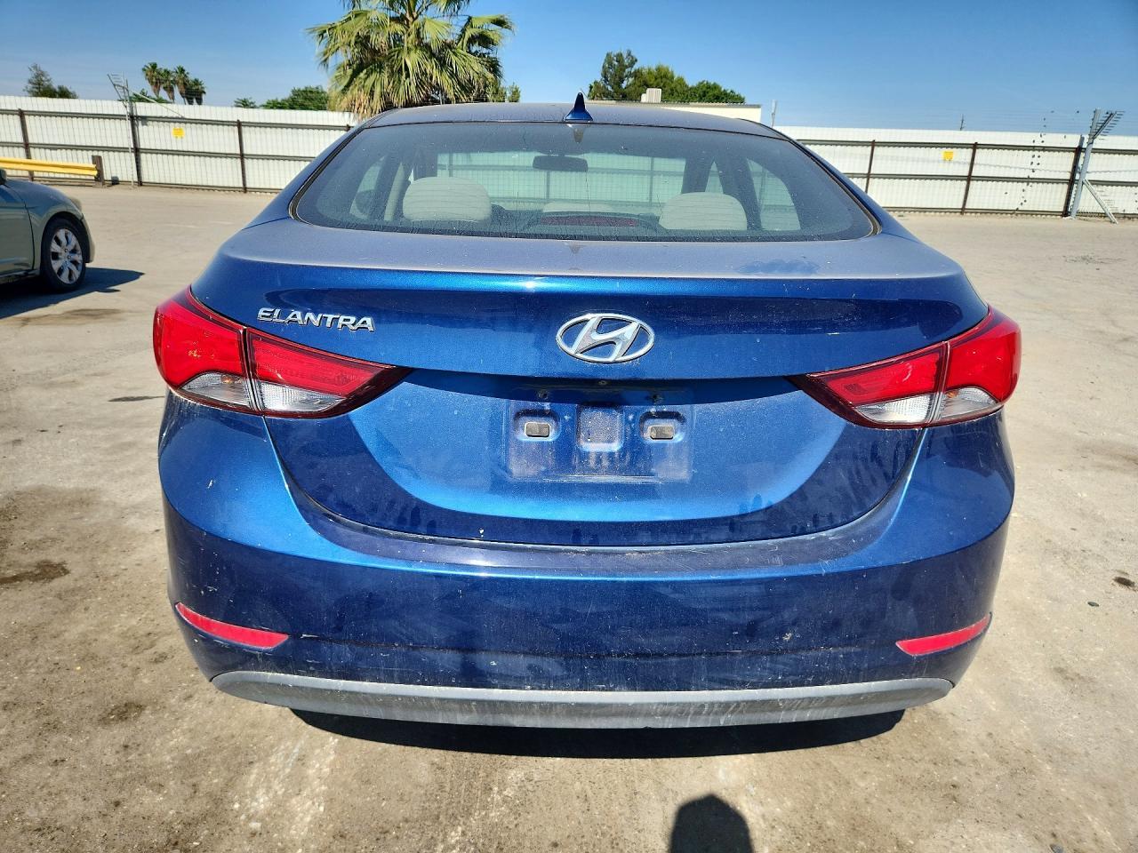 2015 Hyundai Elantra Se - Фото 6