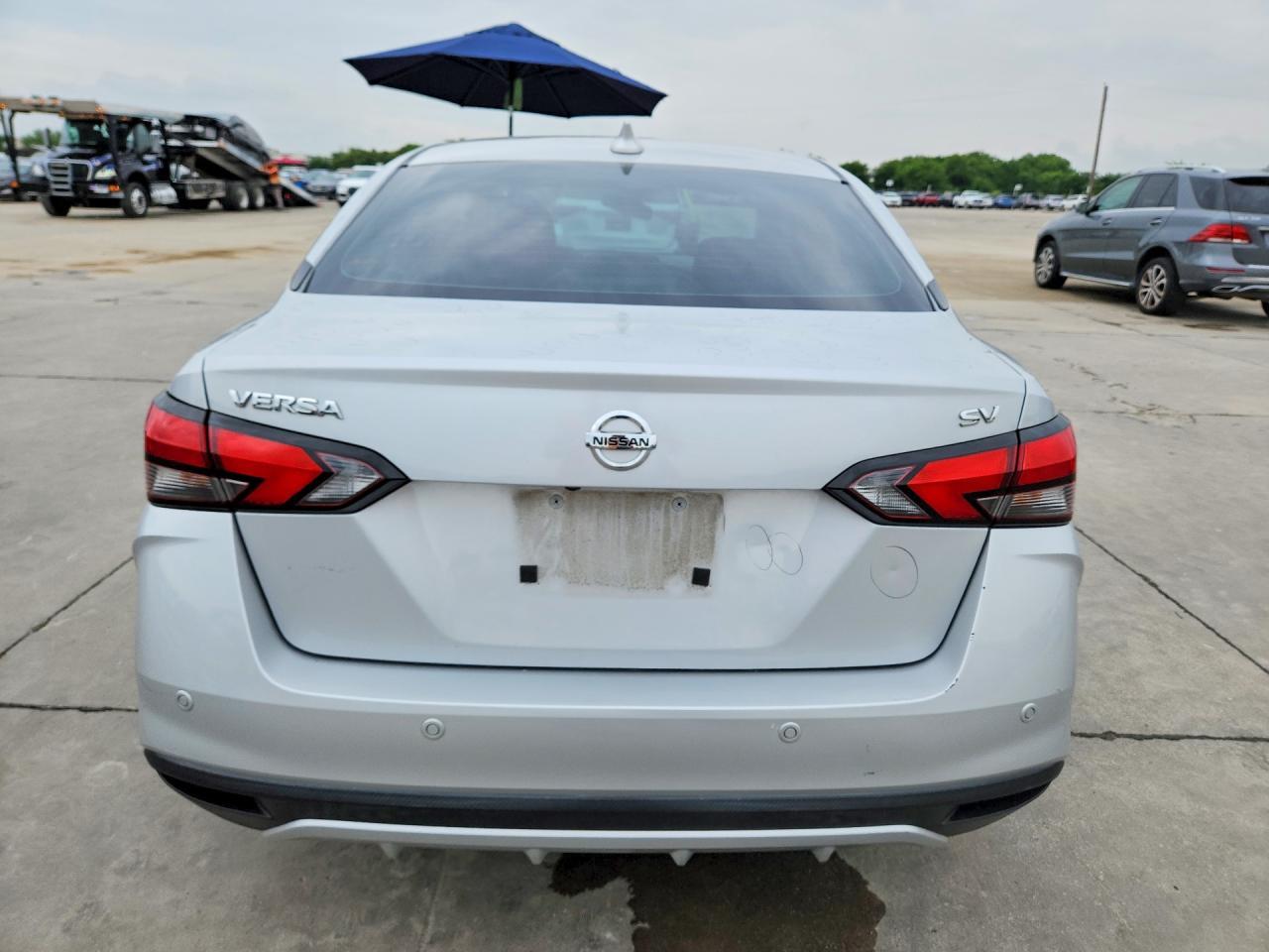2020 Nissan Versa Sv - Фото 6