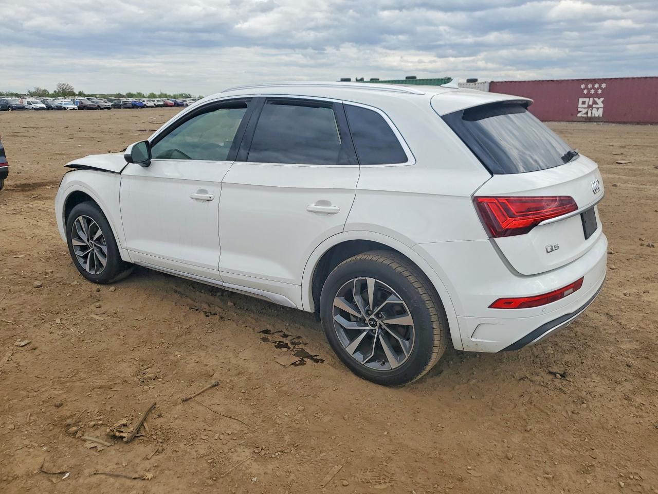 2021 Audi Q5 Premium - Фото 2