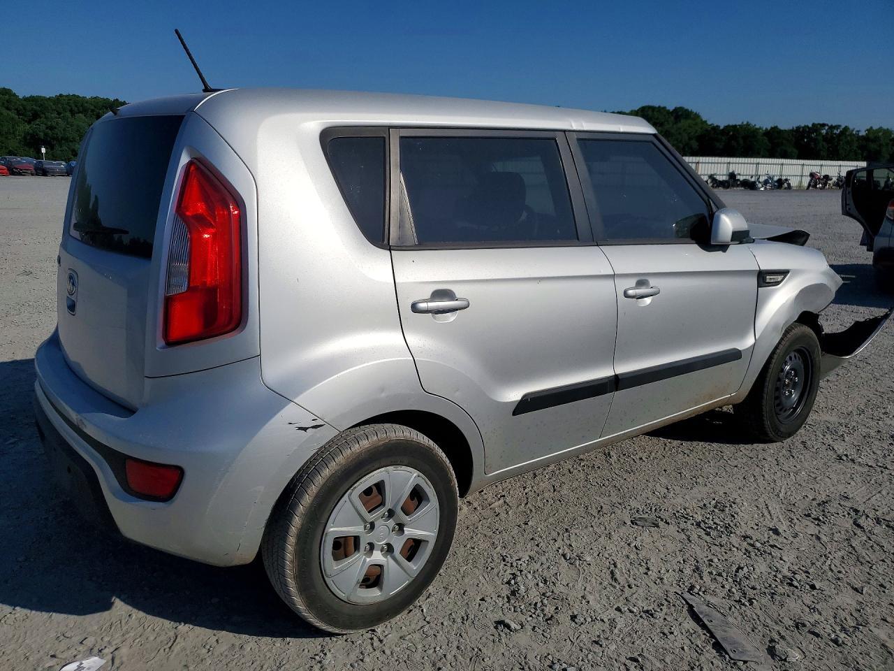 2013 Kia Soul Base - Фото 3