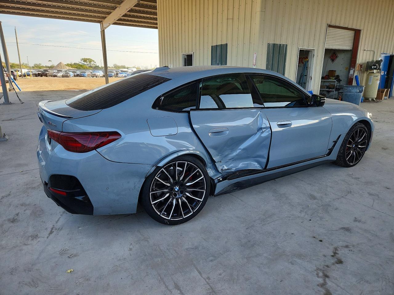 2025 BMW I4 M50 - Image 3