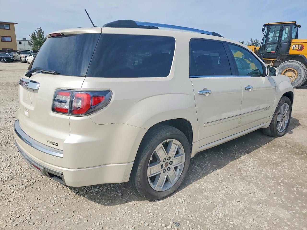 2015 GMC Acadia Denali - Фото 3