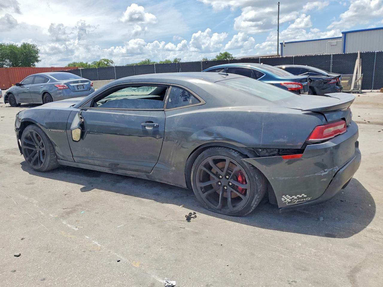 2015 Chevrolet Camaro 2Ss - Image 2