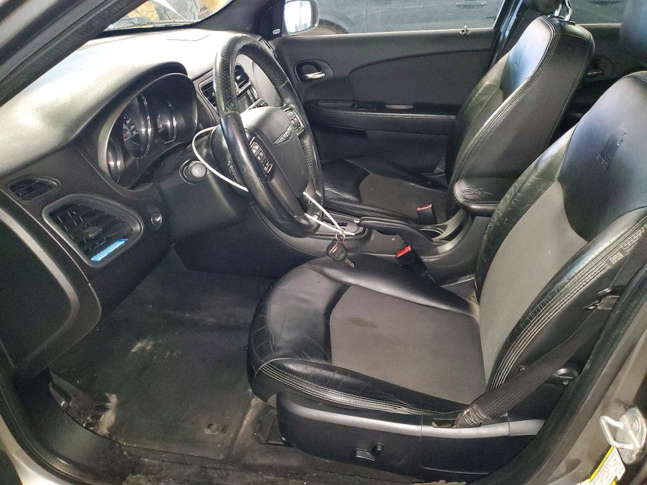 2013 Chrysler 200 - Фото 7