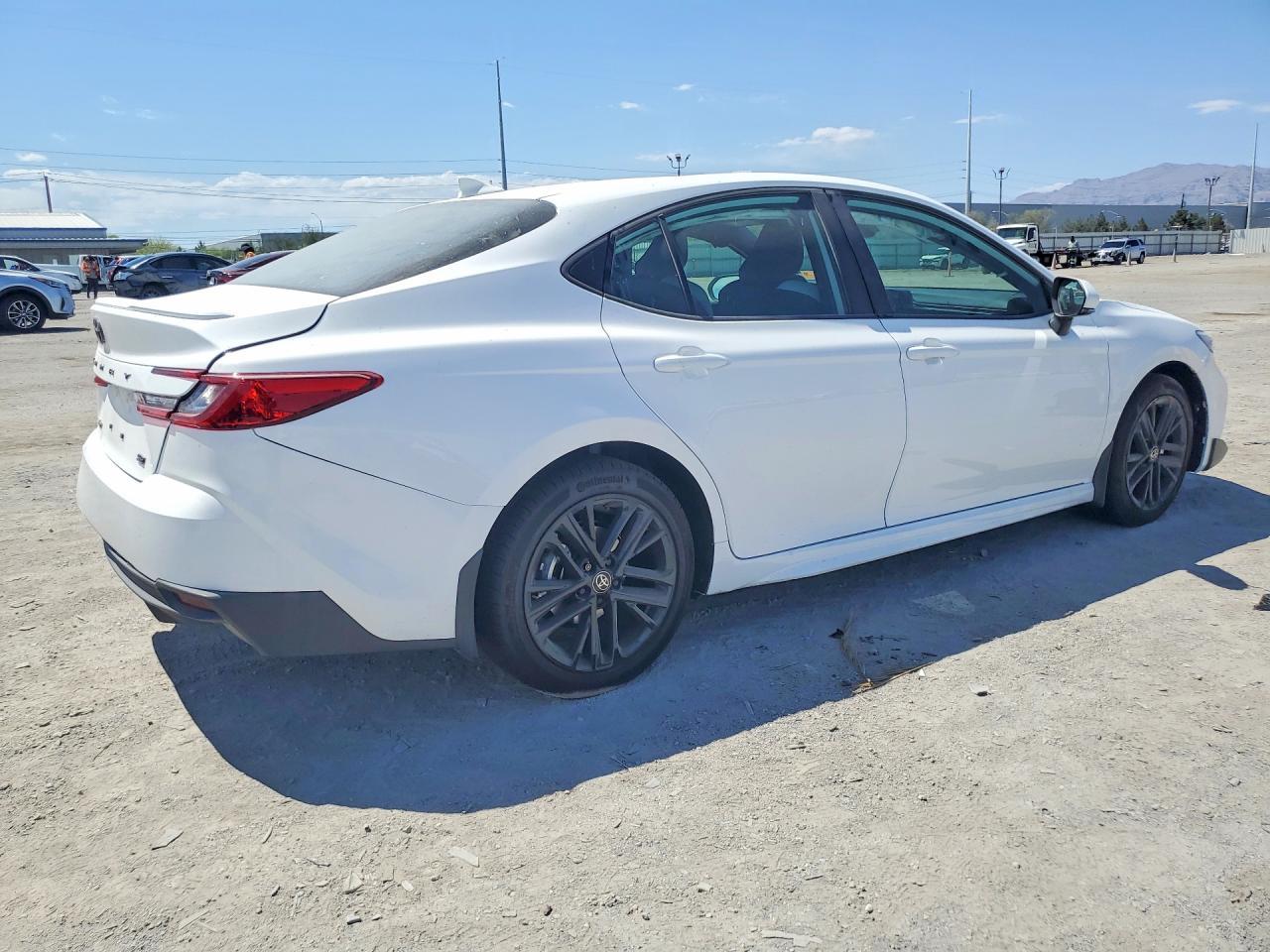 2026 Toyota Camry Se - Фото 3