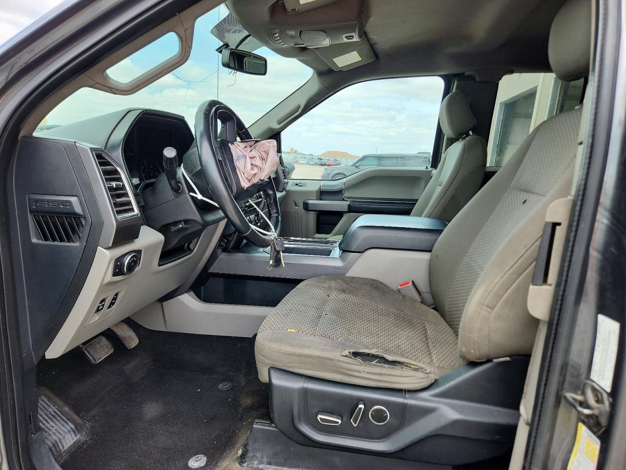 2015 Ford F150 Super Cab - Image 7