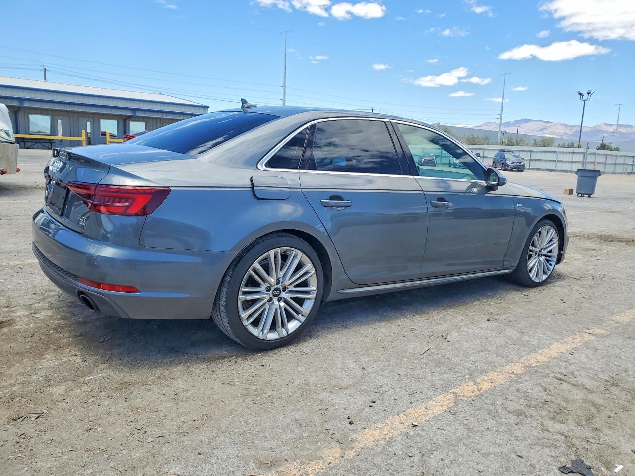 2018 Audi A4 Premium Plus - Фото 3