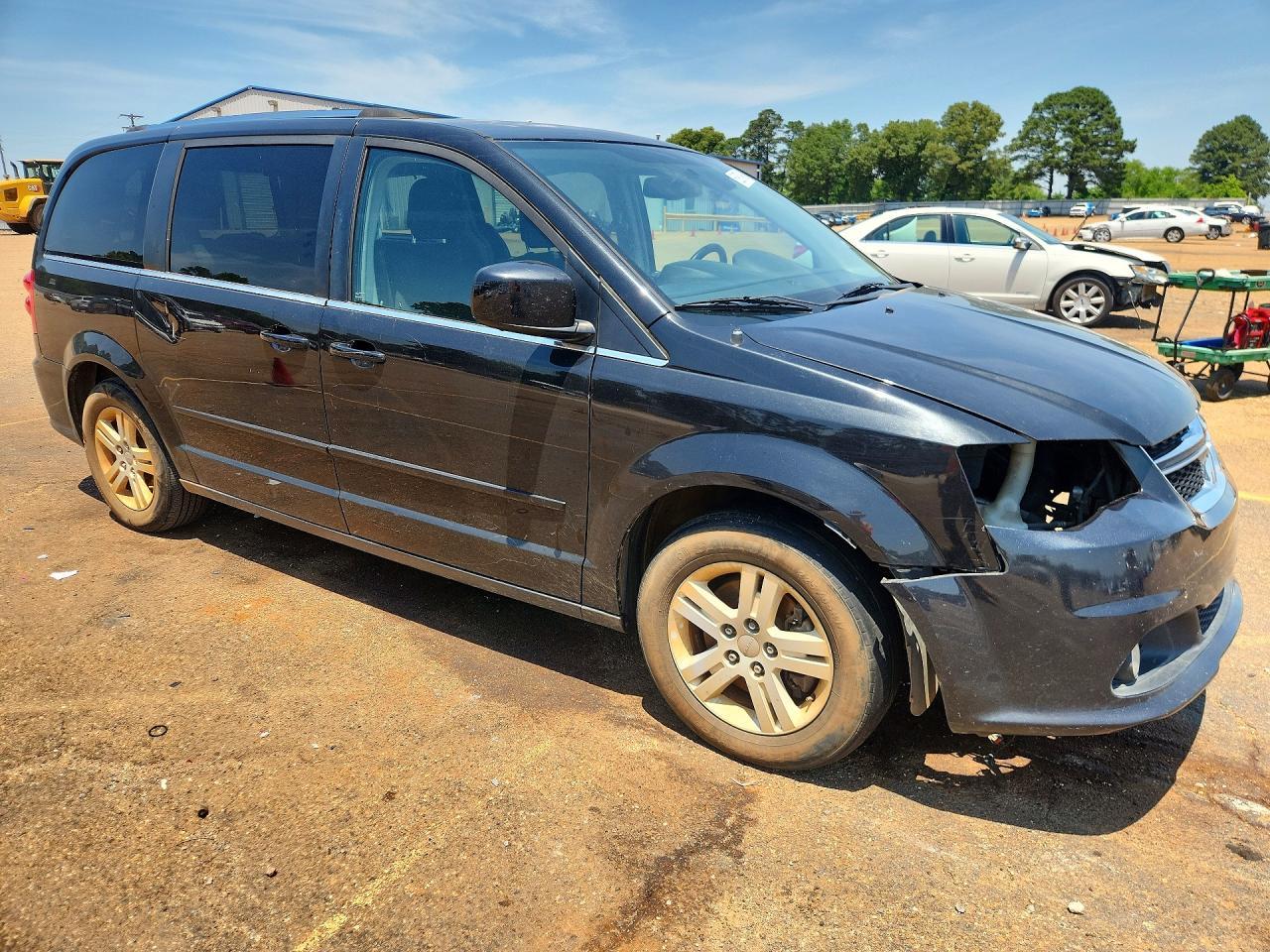 2012 Dodge Grand Caravan Crew - Image 4