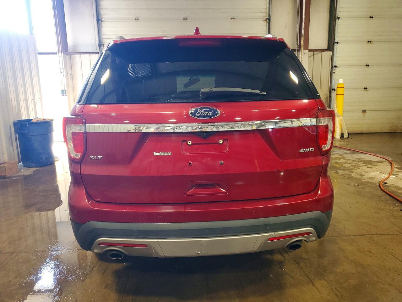 2016 Ford Explorer Xlt - Image 6