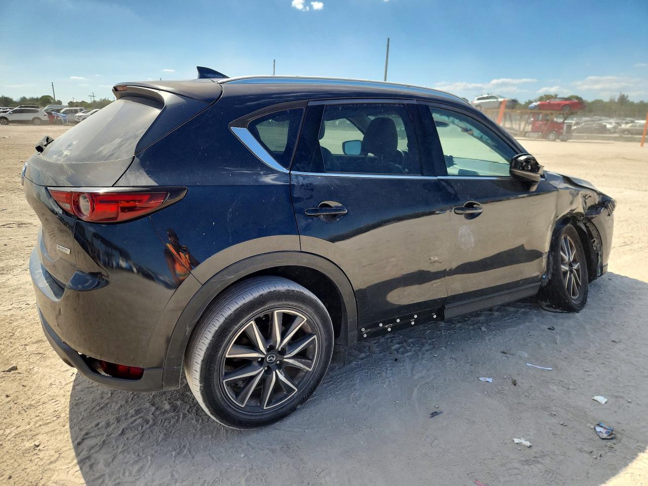 2017 Mazda Cx-5 Grand Touring - Фото 3