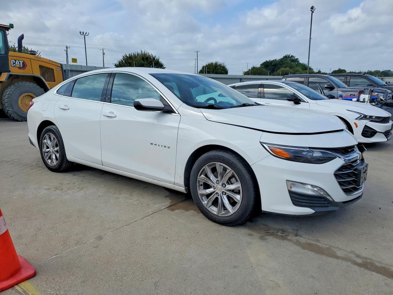 2022 Chevrolet Malibu Lt - Image 4