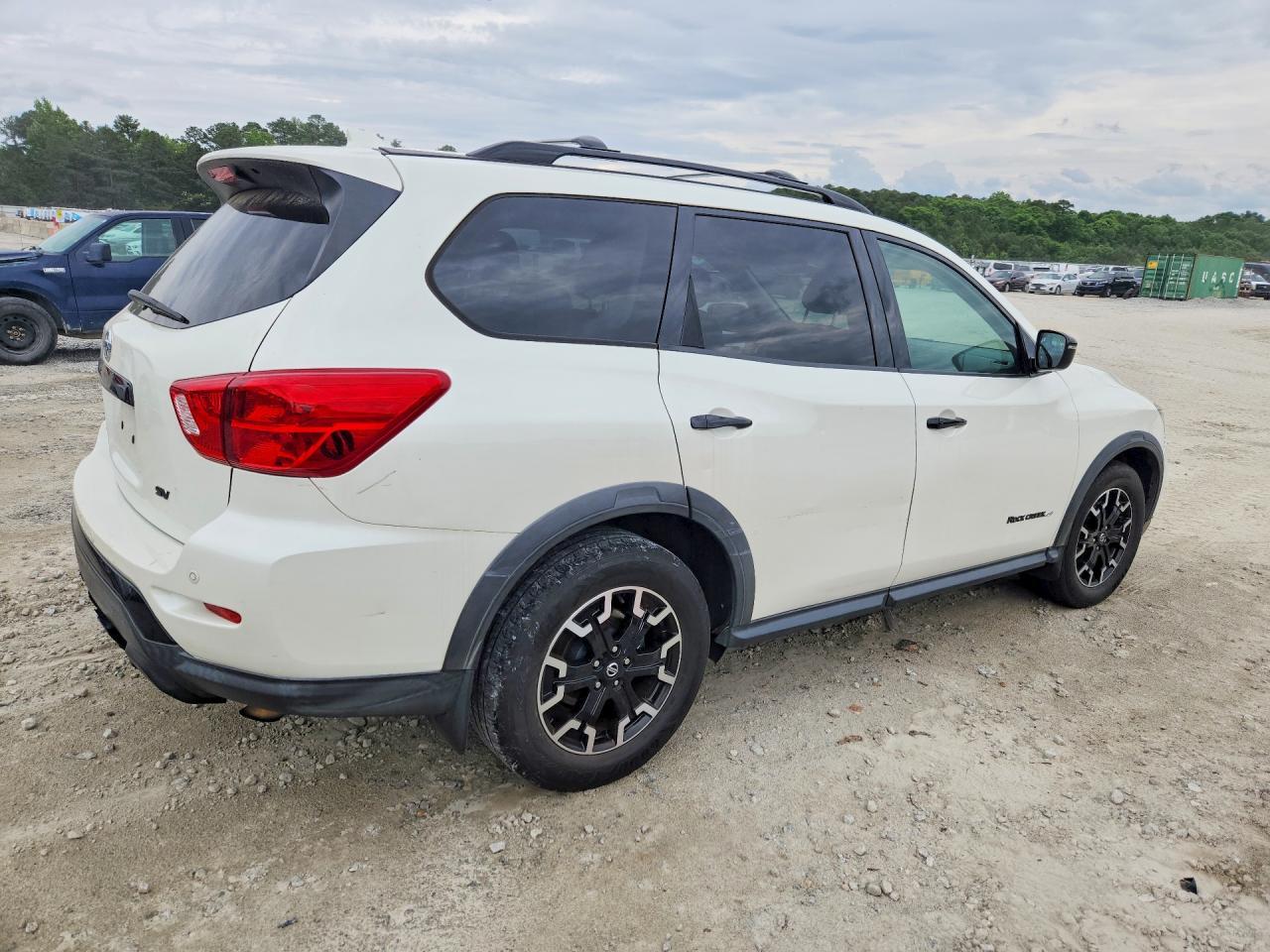 2020 Nissan Pathfinder Sv - Image 3