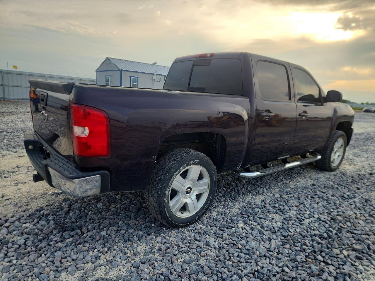 2008 Chevrolet Silverado K1500 - Image 3