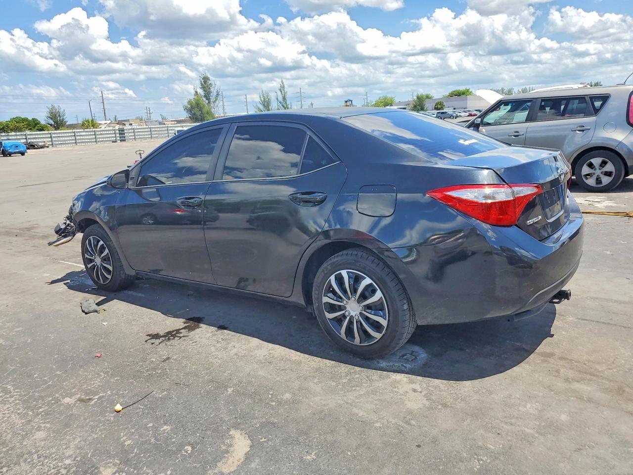 2016 Toyota Corolla Le - Фото 2