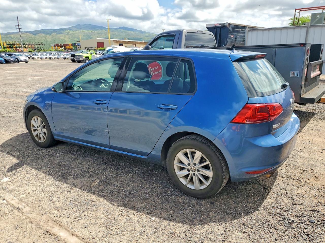 2016 Volkswagen Golf S - Фото 2