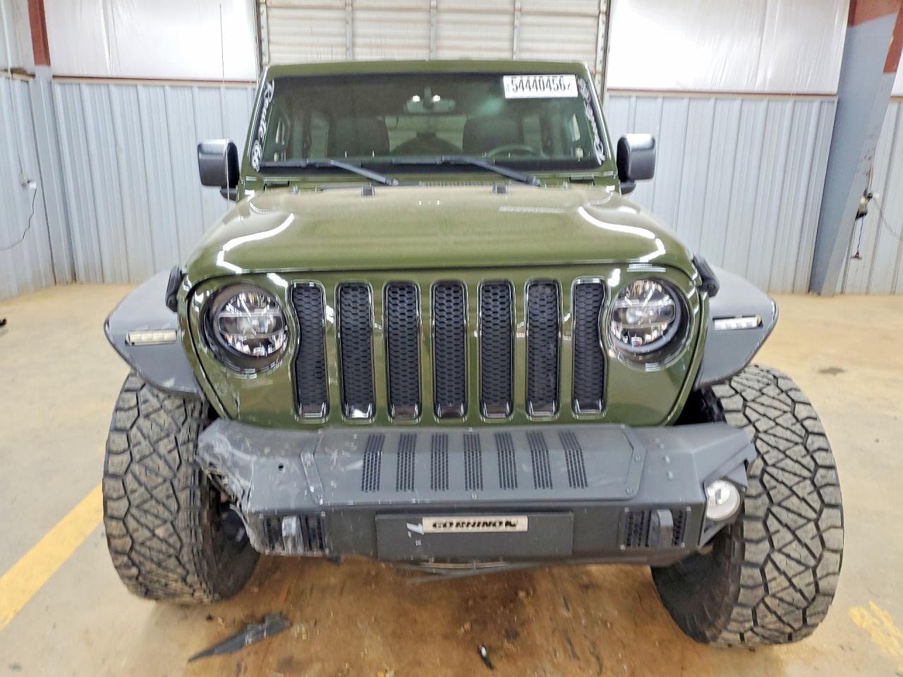2020 Jeep Wrangler Unlimited Sahara - Фото 5