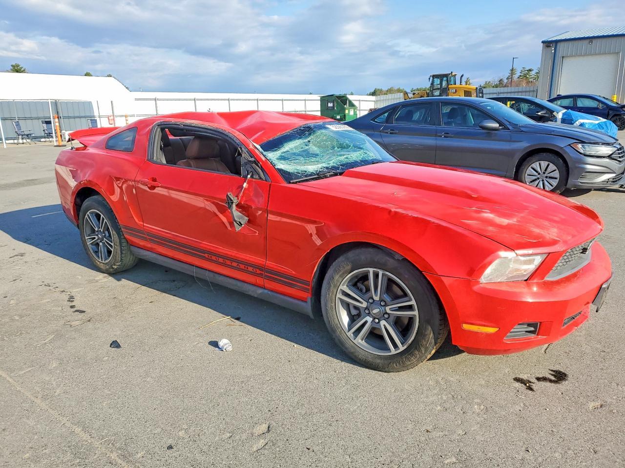 2011 Ford Mustang - Image 4