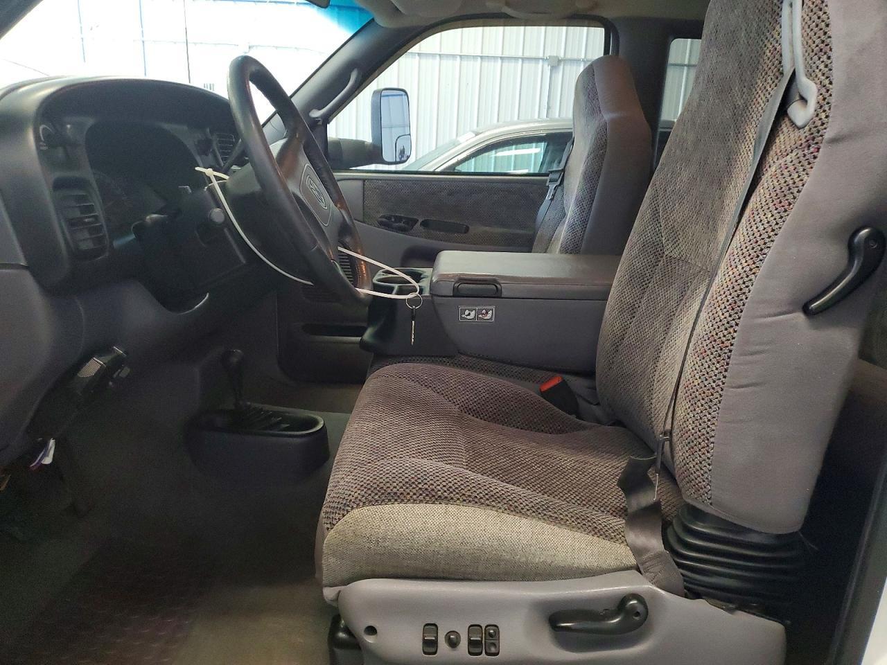 1998 Dodge Ram 2500 - Image 7