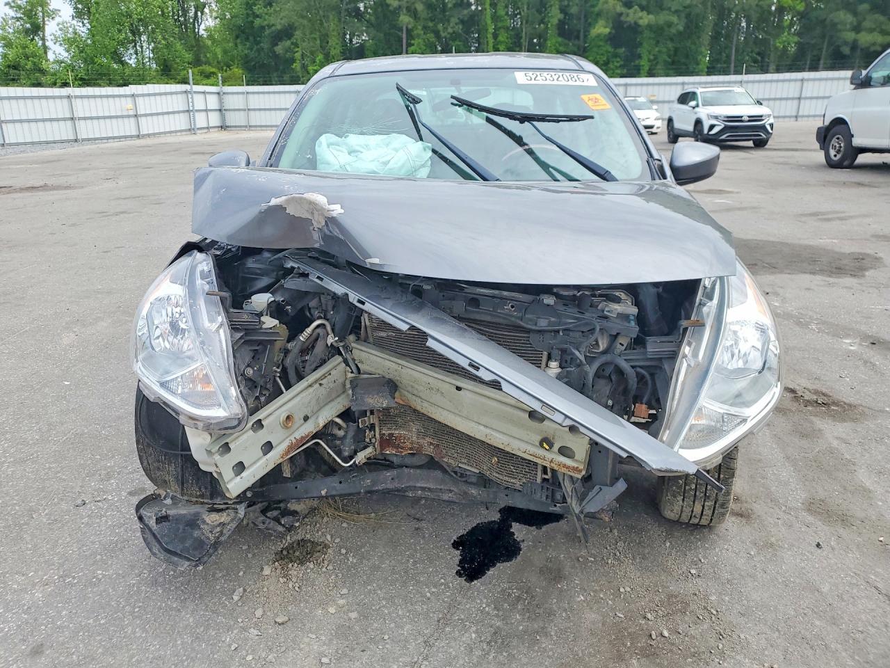 2019 Nissan Versa S Plus - Фото 5