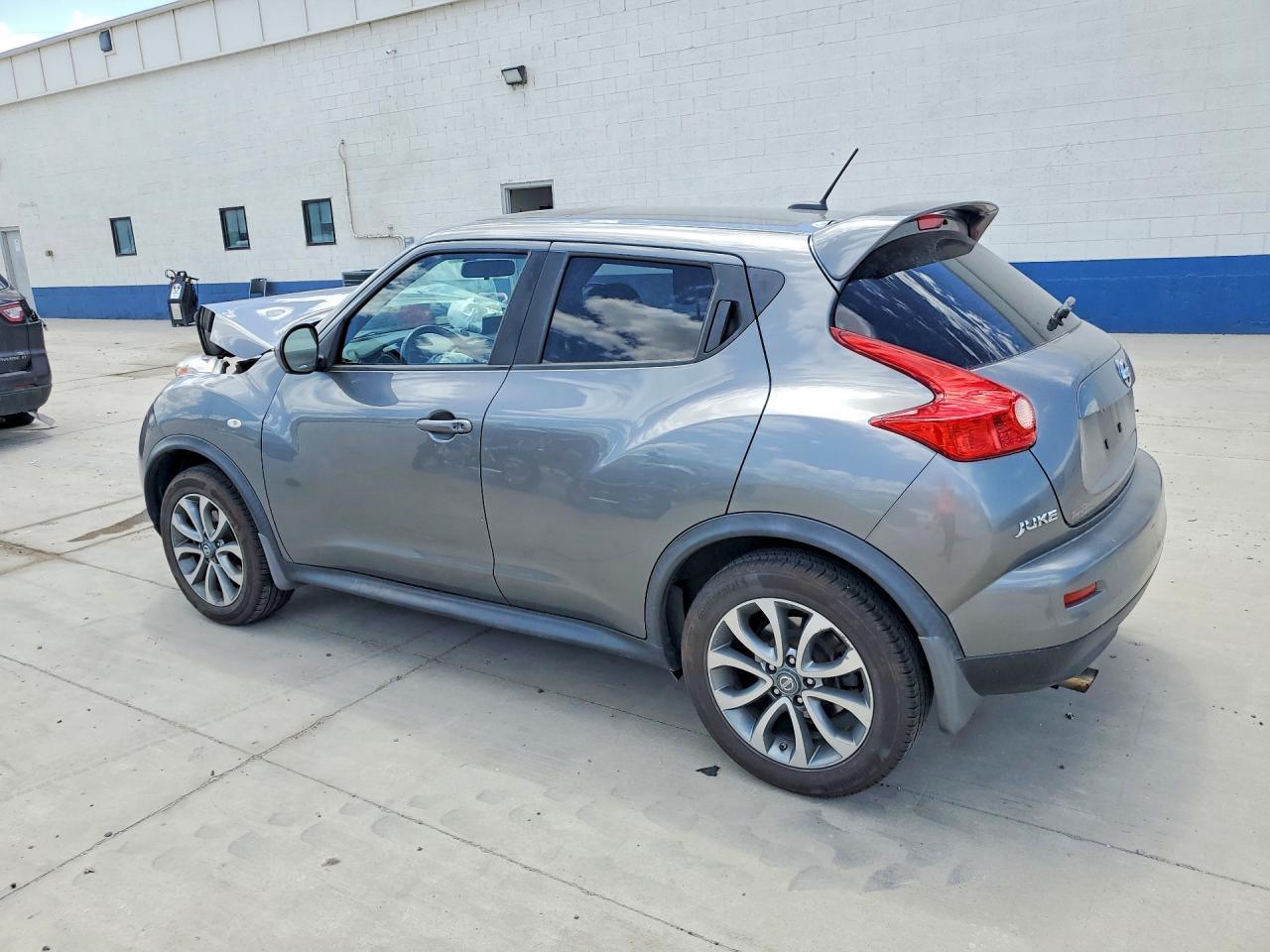 2013 Nissan Juke S - Фото 2