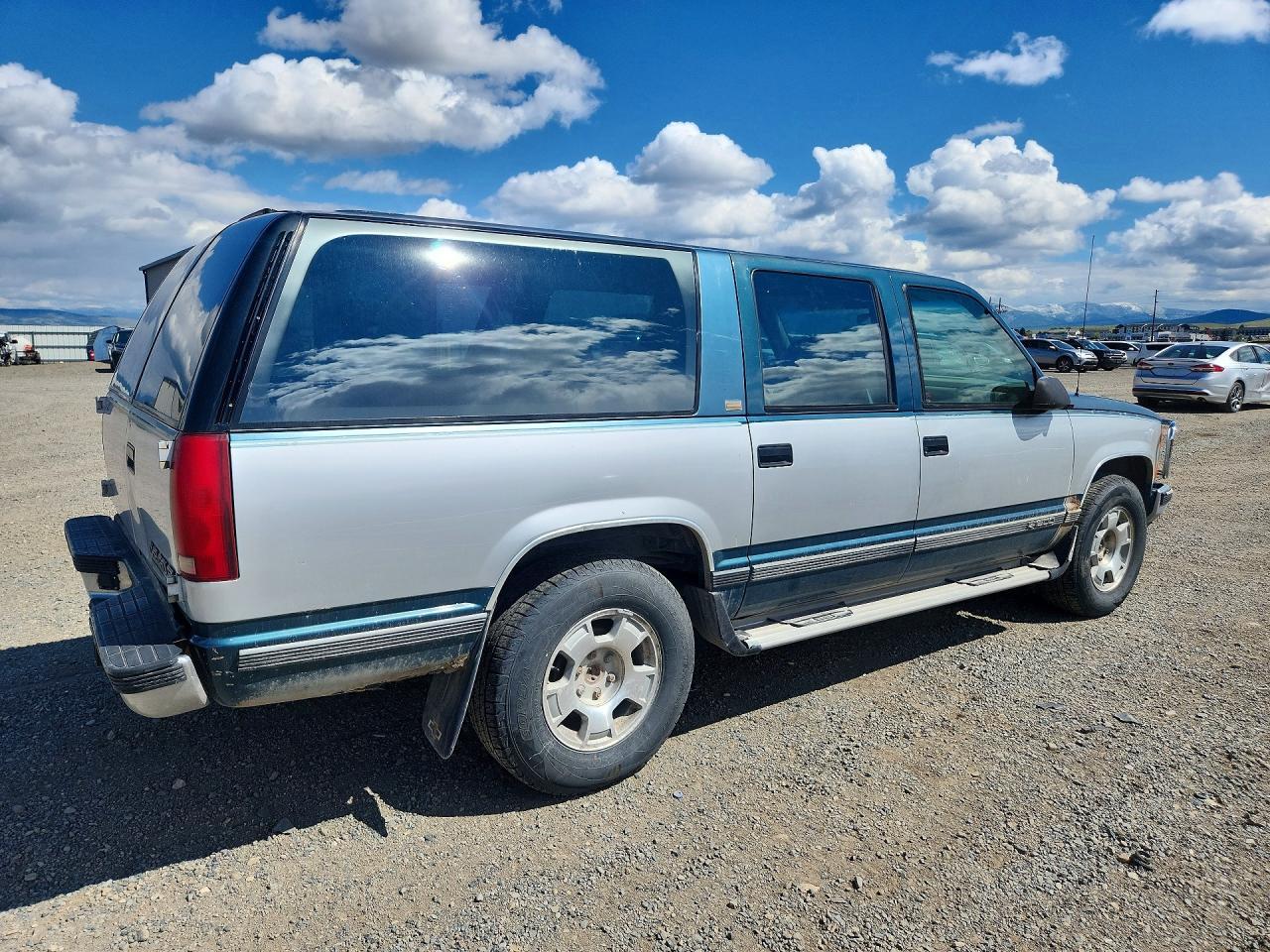 1994 Chevrolet Subrban - Фото 3
