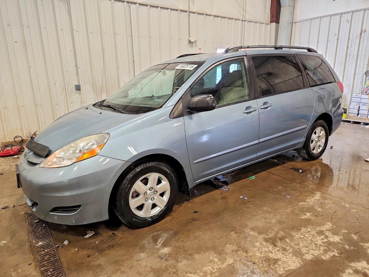 2006 Toyota Sienna Le 7 Passenger