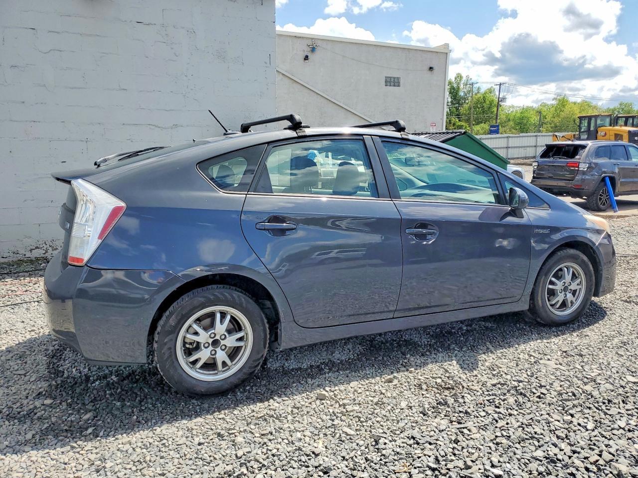 2010 Toyota Prius Ii - Фото 3