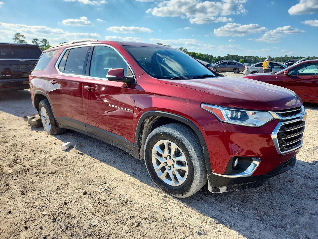 2021 Chevrolet Traverse Lt - Фото 4
