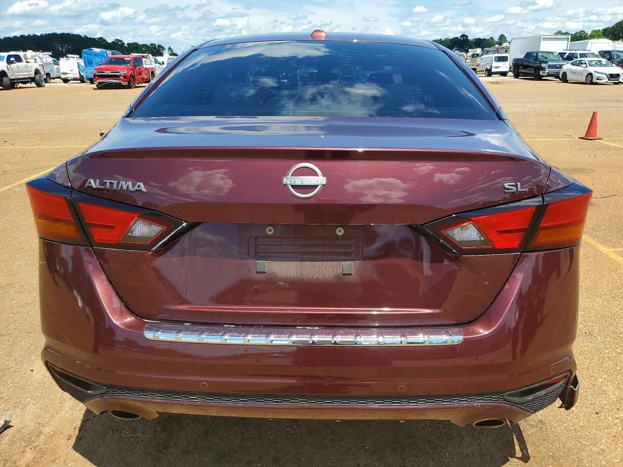 2023 Nissan Altima Sl - Фото 6