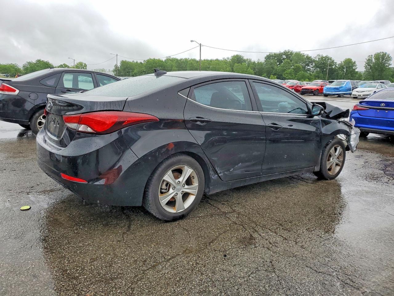 2016 Hyundai Elantra Value Edition - Image 3