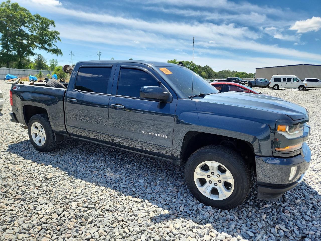 2018 Chevrolet Silverado K1500 Lt - Image 4