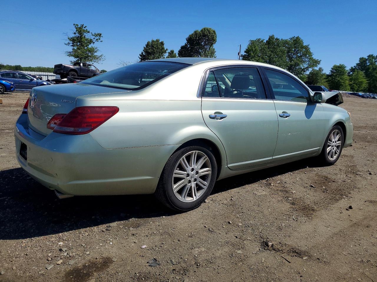2008 Toyota Avalon Limited - Фото 3
