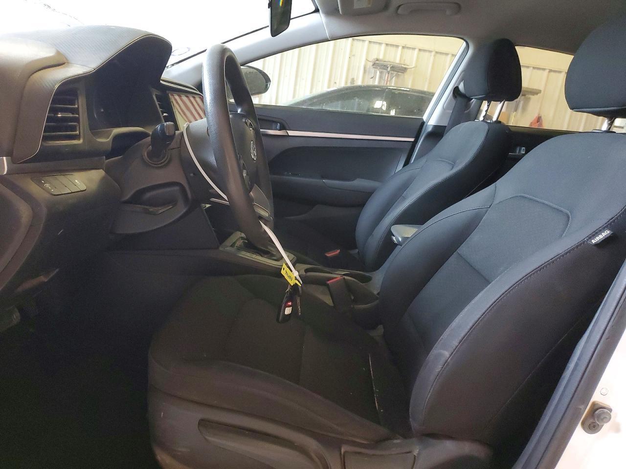 2019 Hyundai Elantra Se - Фото 7