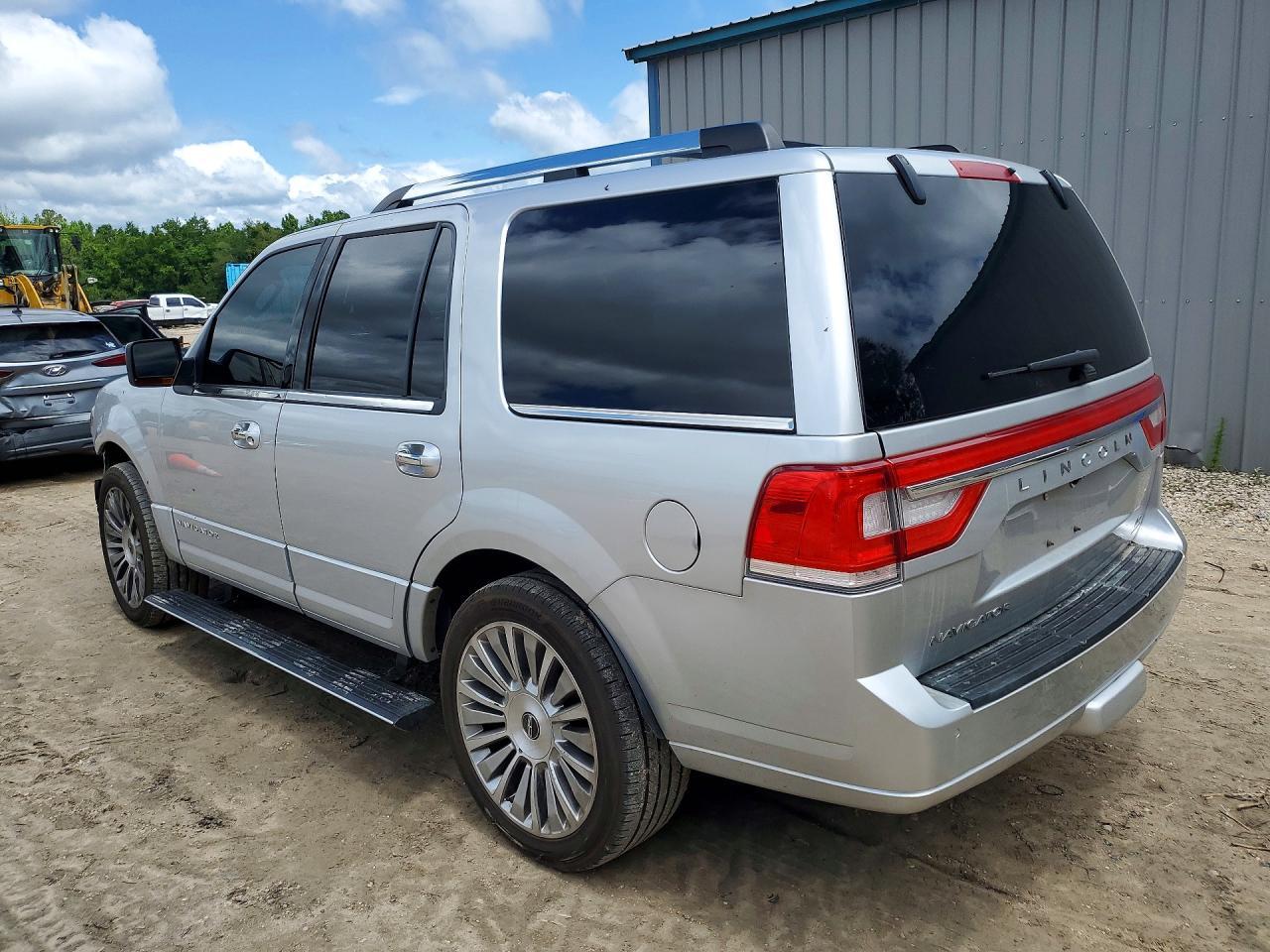 2017 Lincoln Navigator Select - Image 2