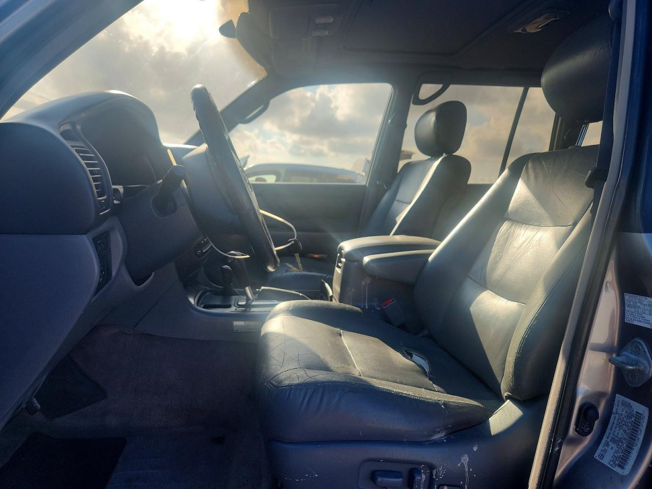 2001 Toyota Land Cruiser Base - Image 7