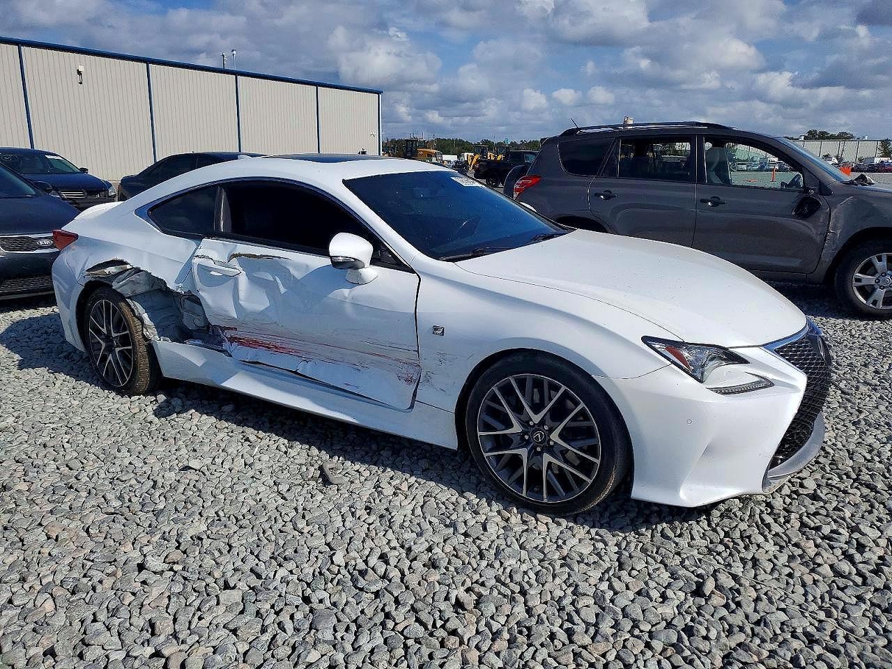 2017 Lexus Rc 200T - Фото 4