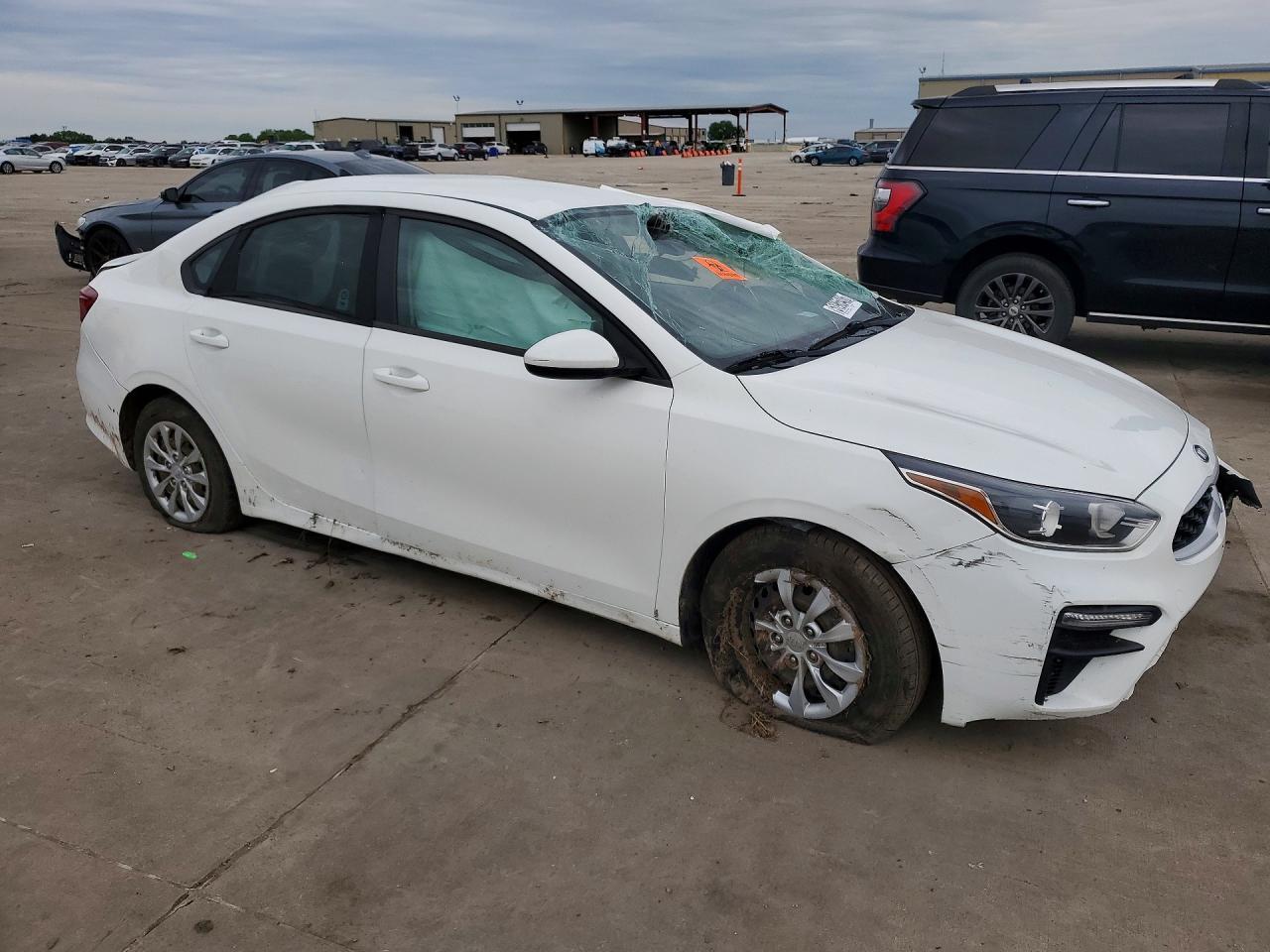 2021 Kia Forte Fe - Фото 4