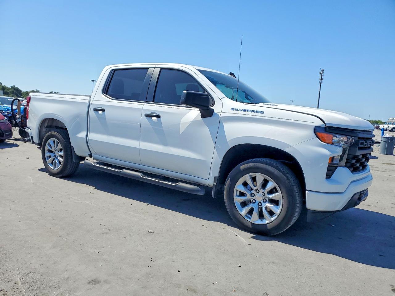 2025 Chevrolet Silverado C1500 Custom - Image 4