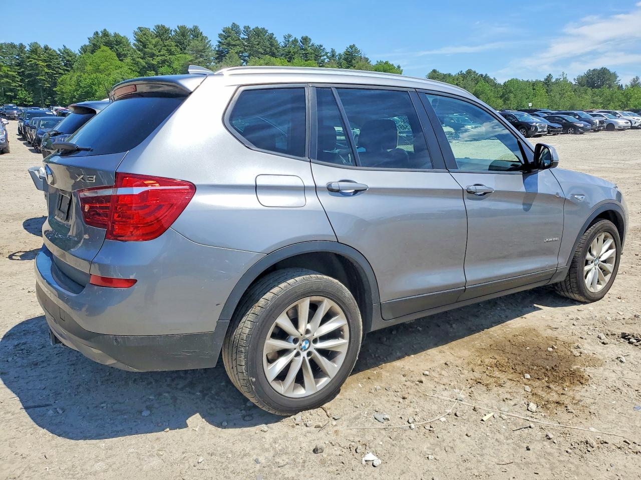 2017 BMW X3 xDrive28I - Фото 3