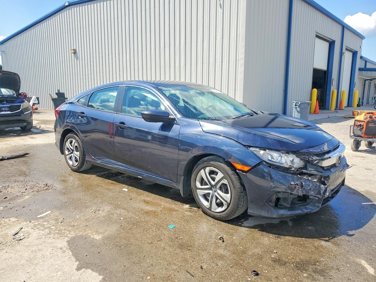 2017 Honda Civic Lx - Image 4
