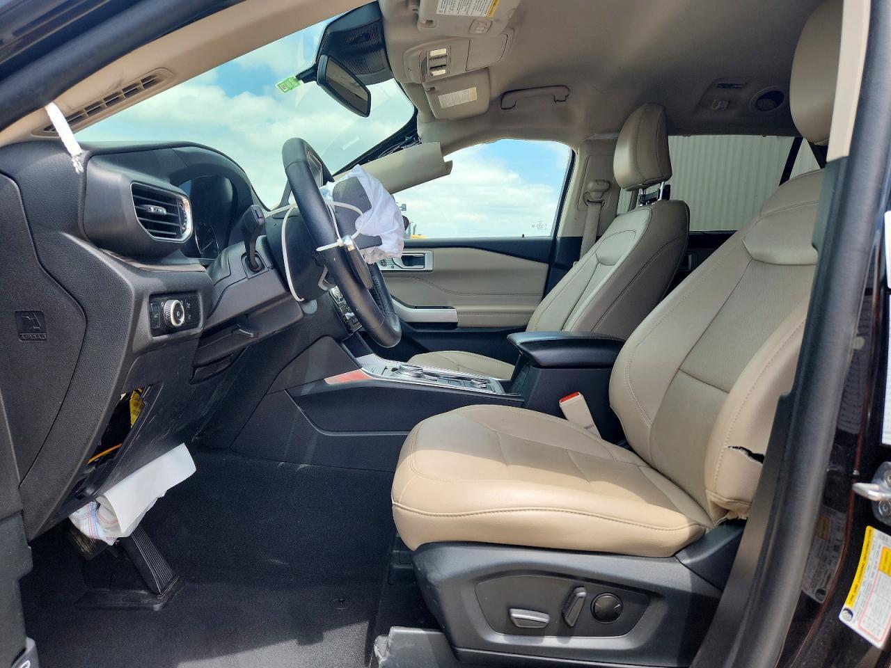 2023 Ford Explorer Limited - Image 7
