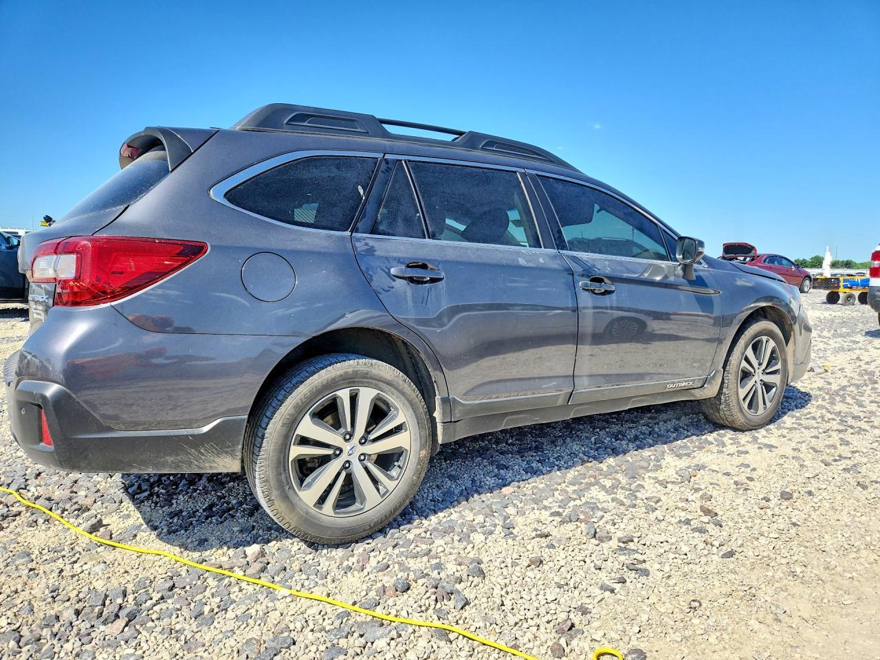 2019 Subaru Outback 2.5I Limited - Image 3