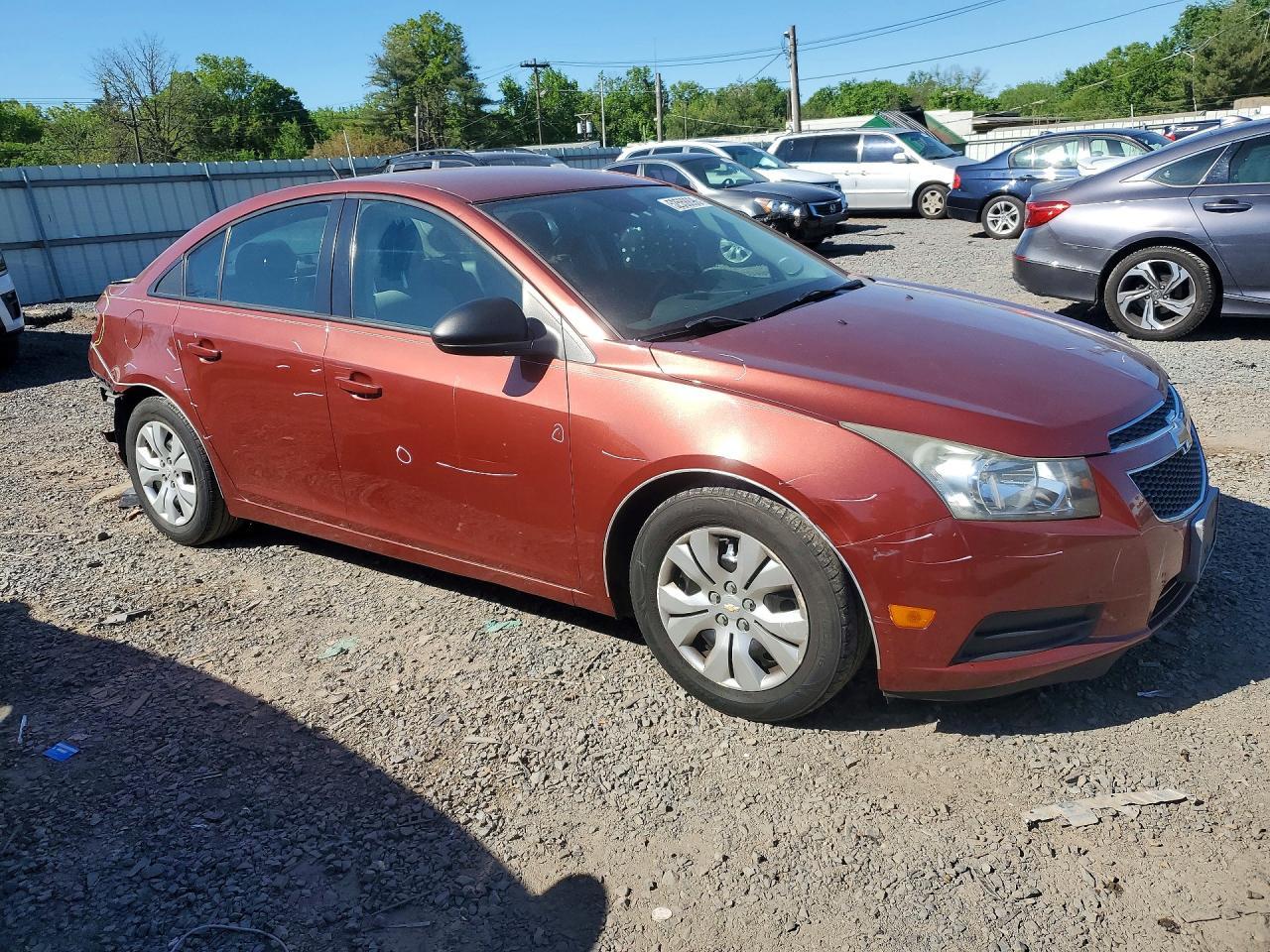 2013 Chevrolet Cruze Ls - Image 4