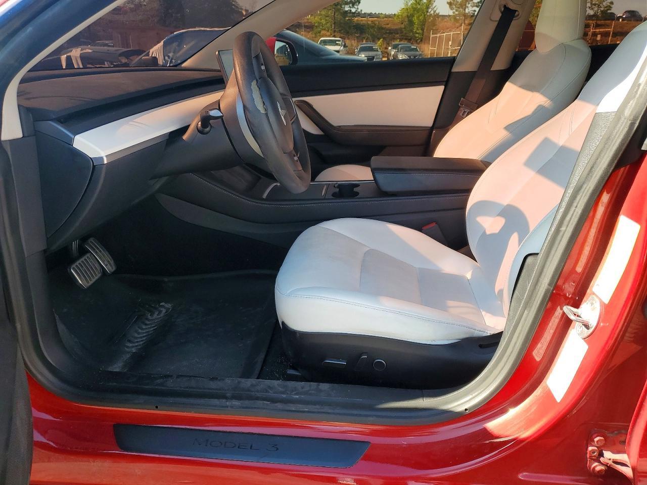 2021 Tesla Model 3 - Image 7