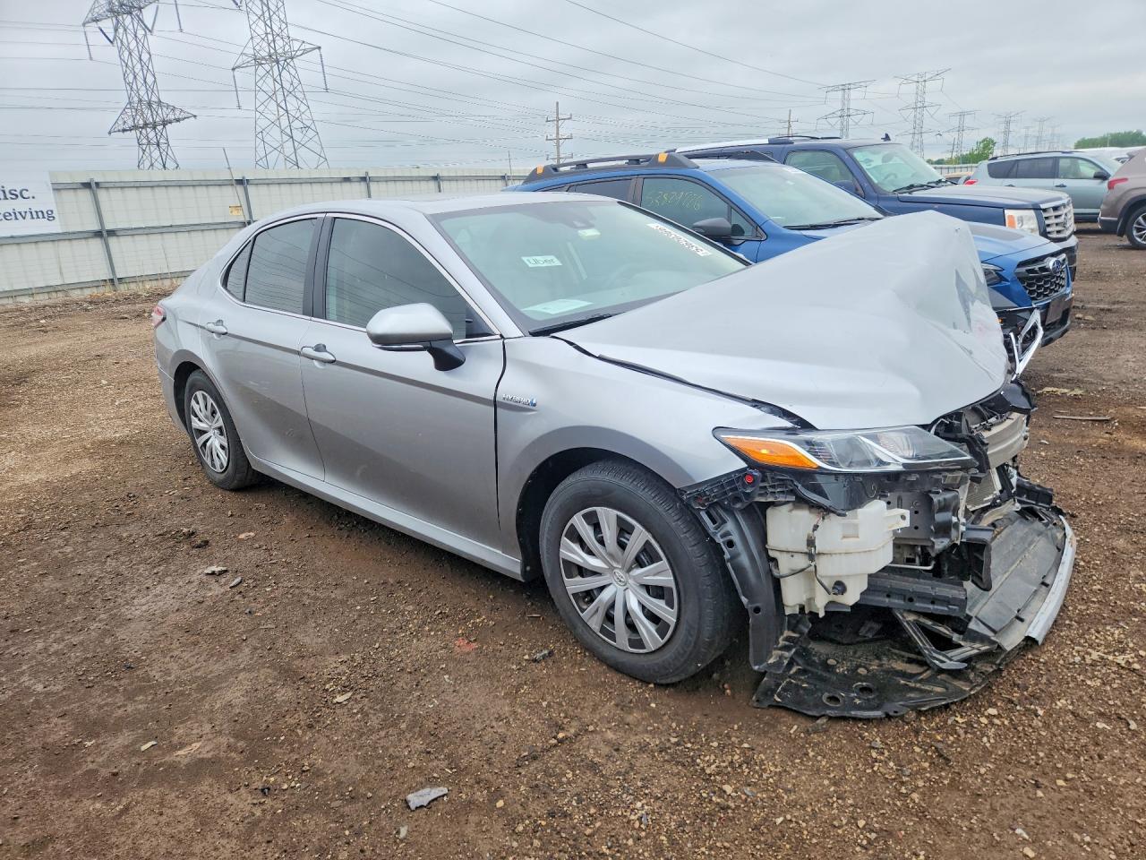 2019 Toyota Camry Le - Фото 4
