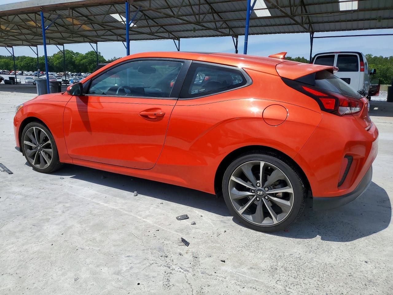 2020 Hyundai Veloster 2.0L Premium - Image 2