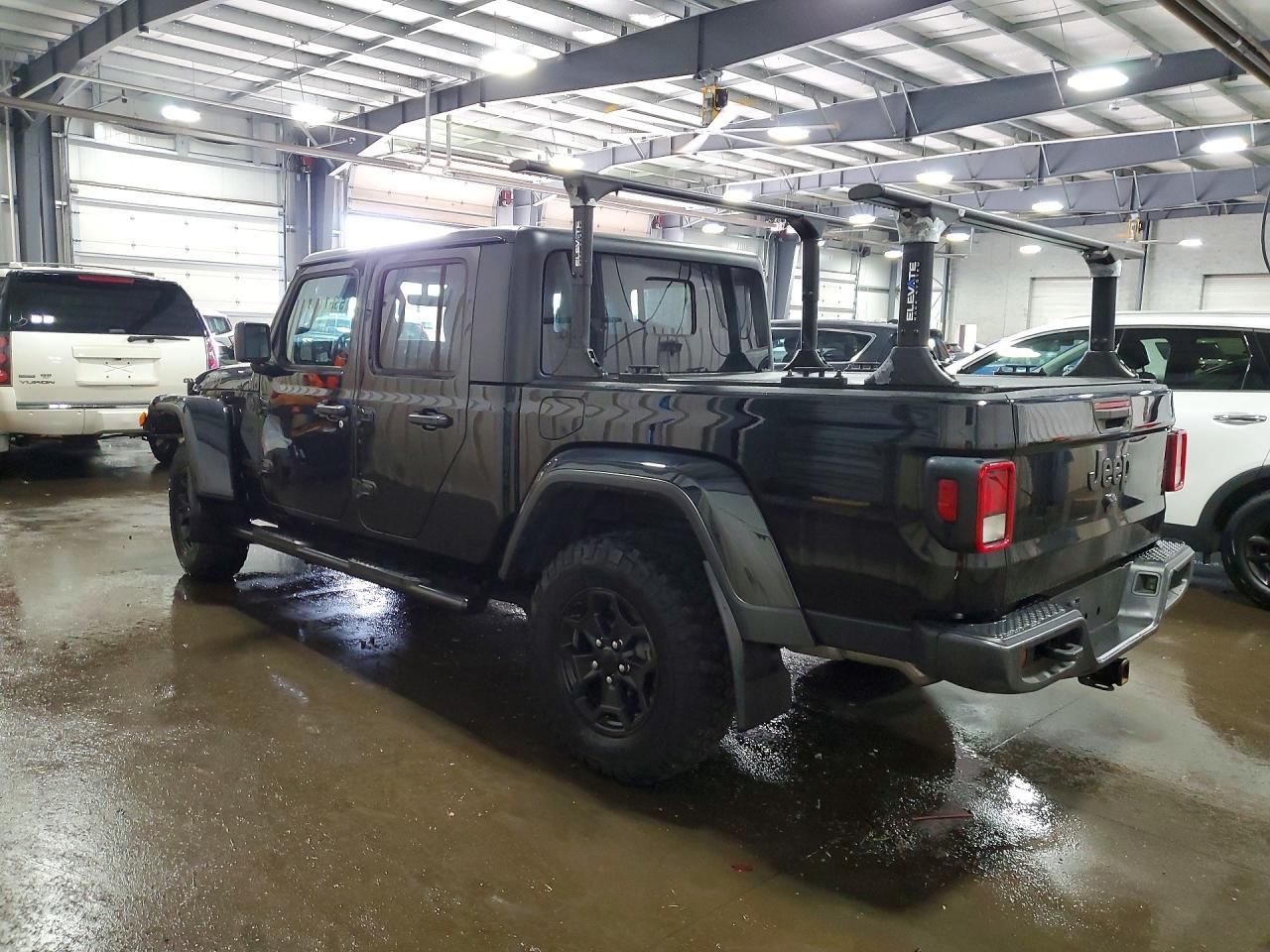 2022 Jeep Gladiator Sport - Фото 2